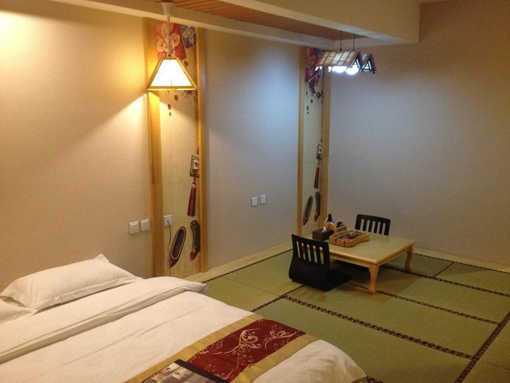 Harbin Walker Coffee Hotel Room photo